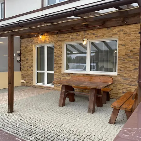 Aia Appartement *