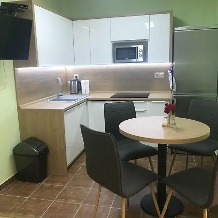 Aia * Veľký Slavkov